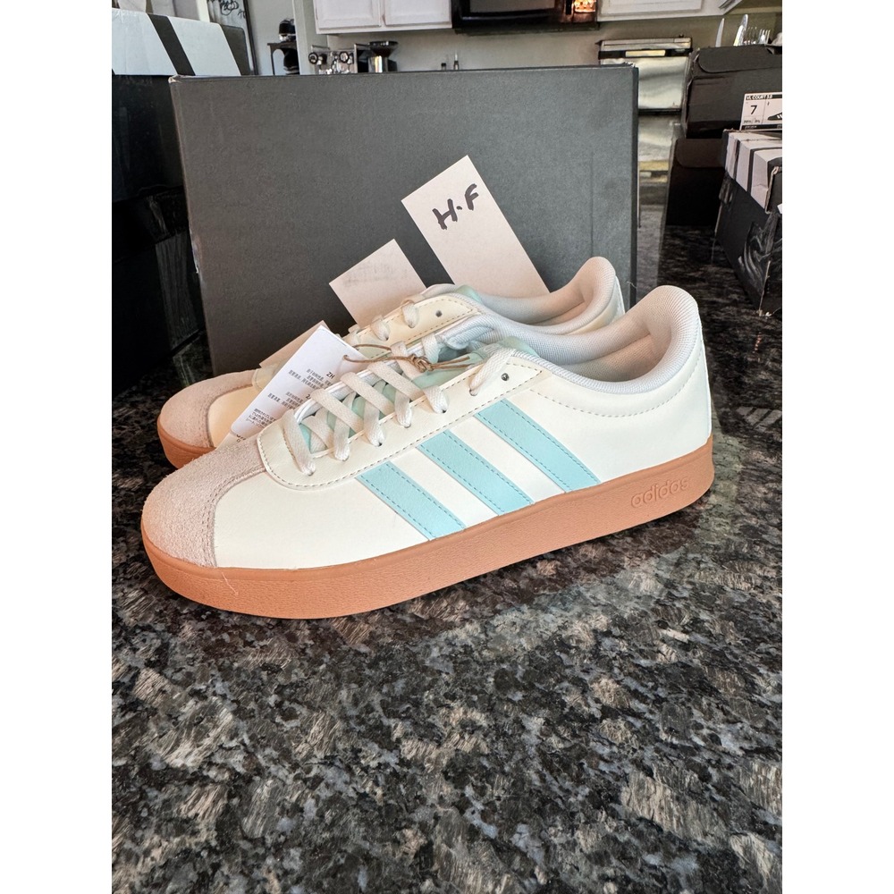 Adidas VL Court Base Womens Sneakers White Light‎ Blue Gum Sole JI1767 Size 8